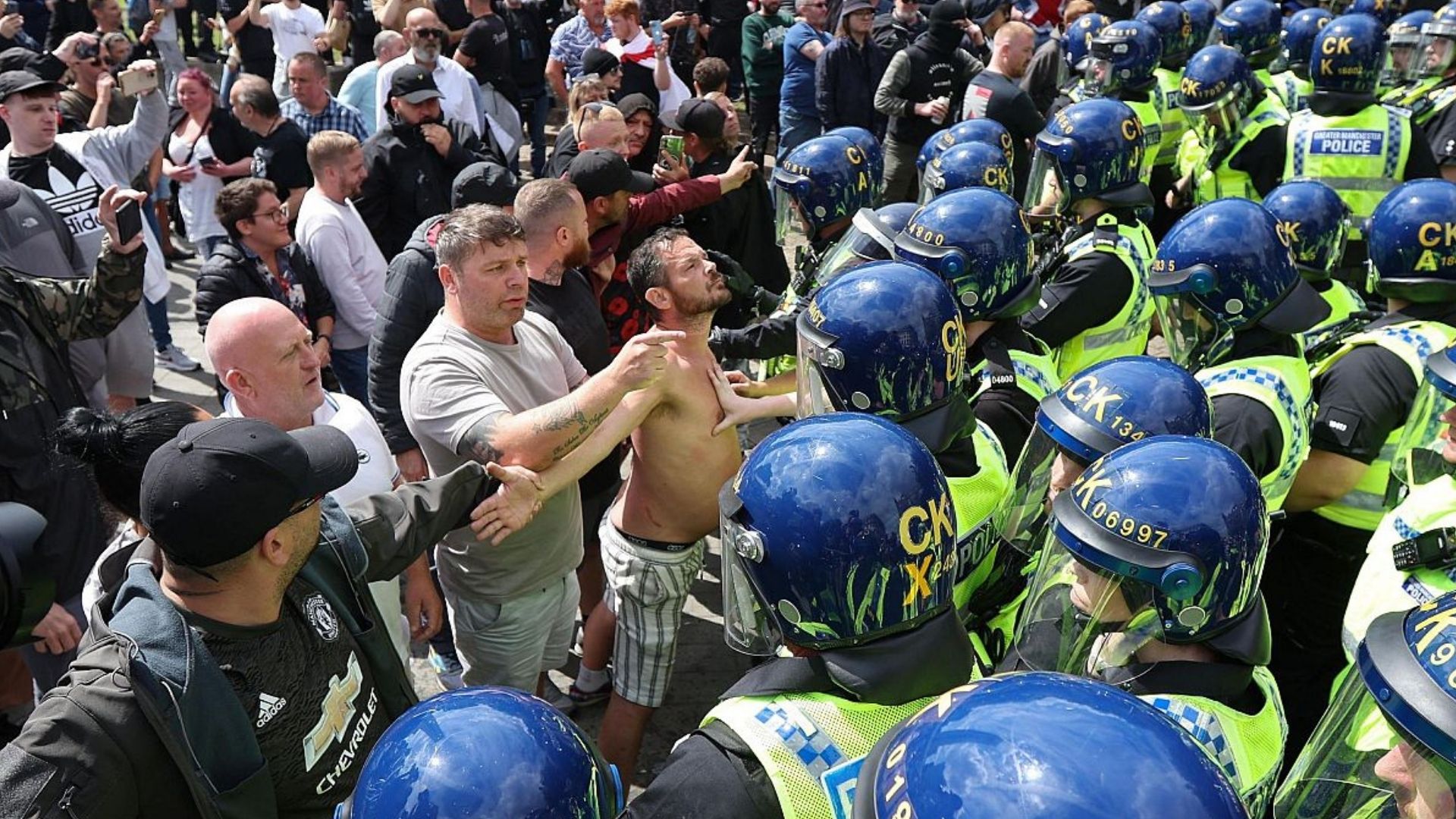 La ley contra la blasfemia en Reino Unido - Nathan Poole condenado por insultos islamófobos