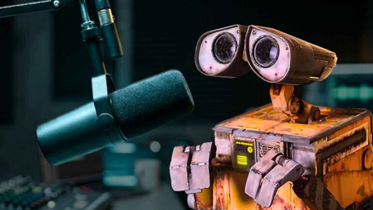 Robot frente a micrófono de podcast en estudio oscuro, representando el fenómeno podslop de podcasts generados por IA